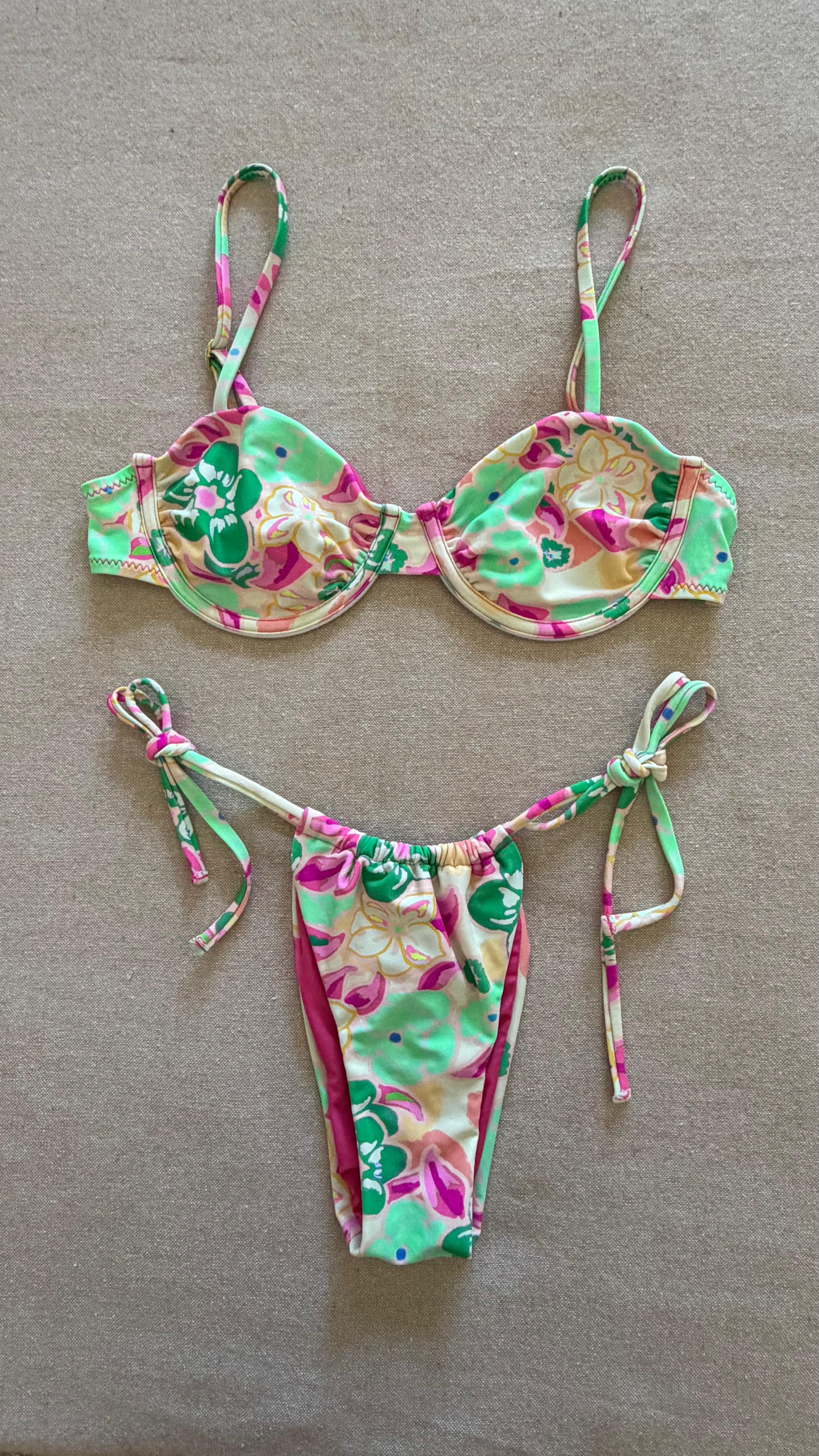 Bikini Maceda A1